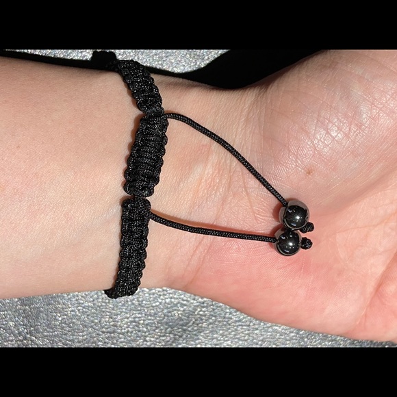 Crystal & Hematite Cross Design Macrame Bracelet - Picture 3 of 9